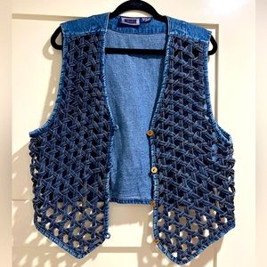 Jean Vest
